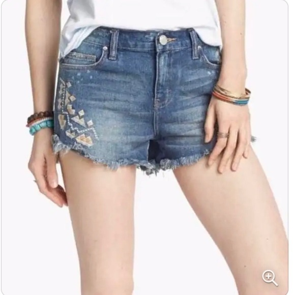 Free People Pants - 𝅺FREE People Tulum' Vintage Denim Cutoff Shorts